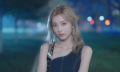 完蛋我被美女包围了旅行者结局达成方法