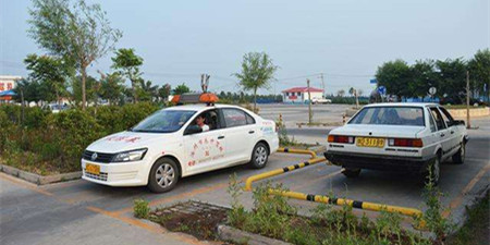 2021年最热门的学车软件合集