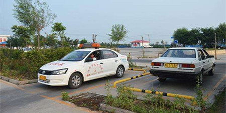 2021年最热门的学车软件合集